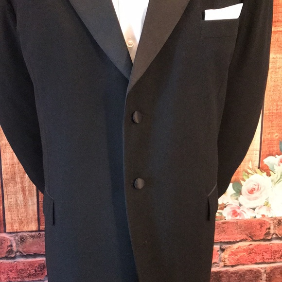 Stafford Tuxedo Coat - Picture 5 of 17